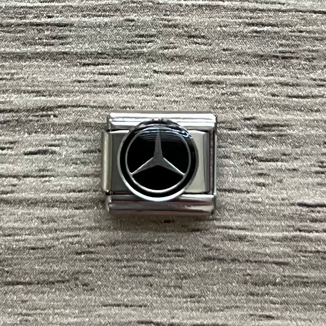 CHARM Mercedes Benz