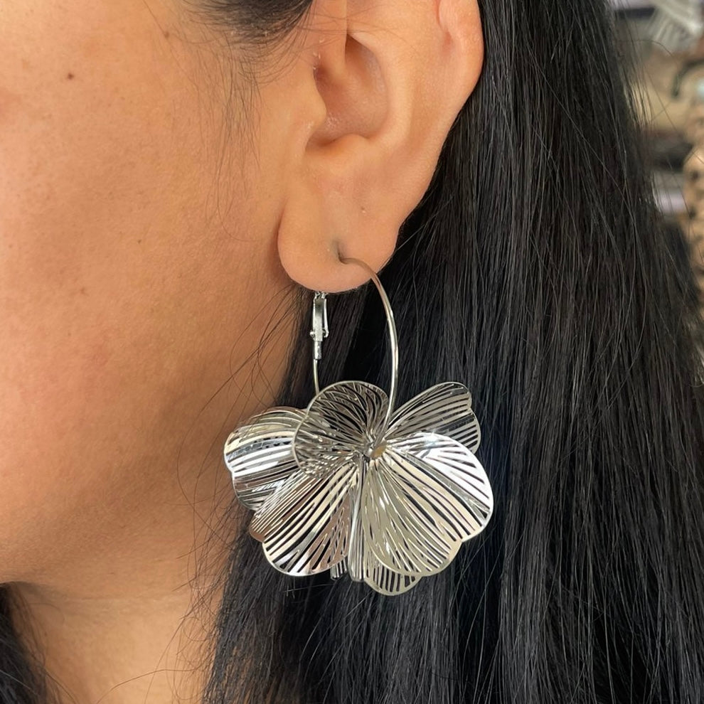 Aretes Flor Metal