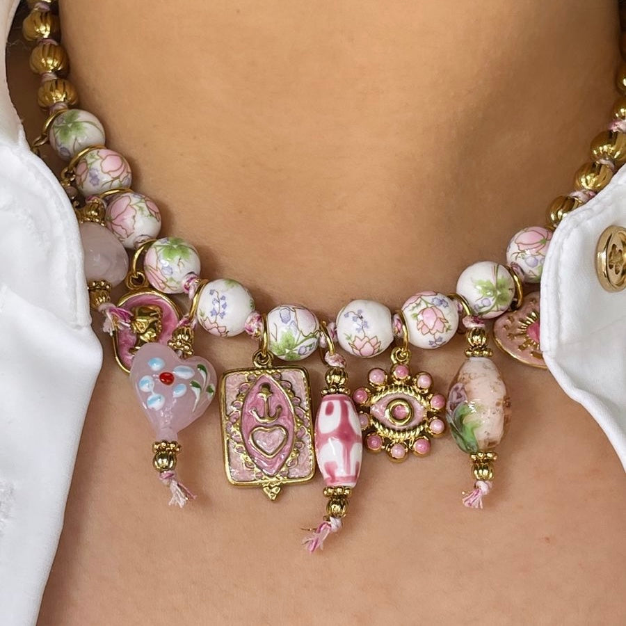 Collar Artesanal con Dijes