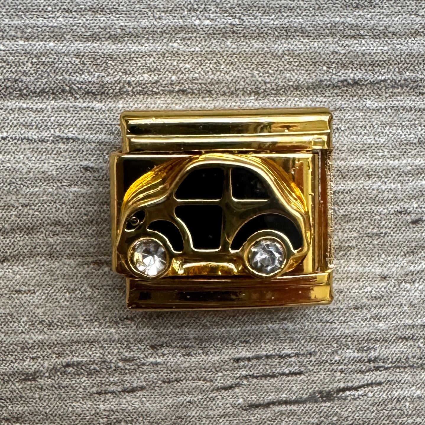 CHARM Carro con Piedras Golden