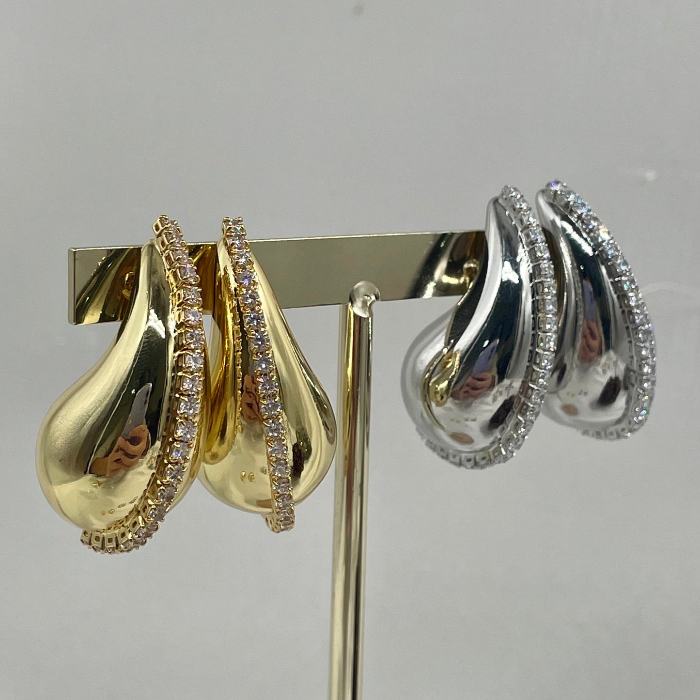 Aretes bottega circonias