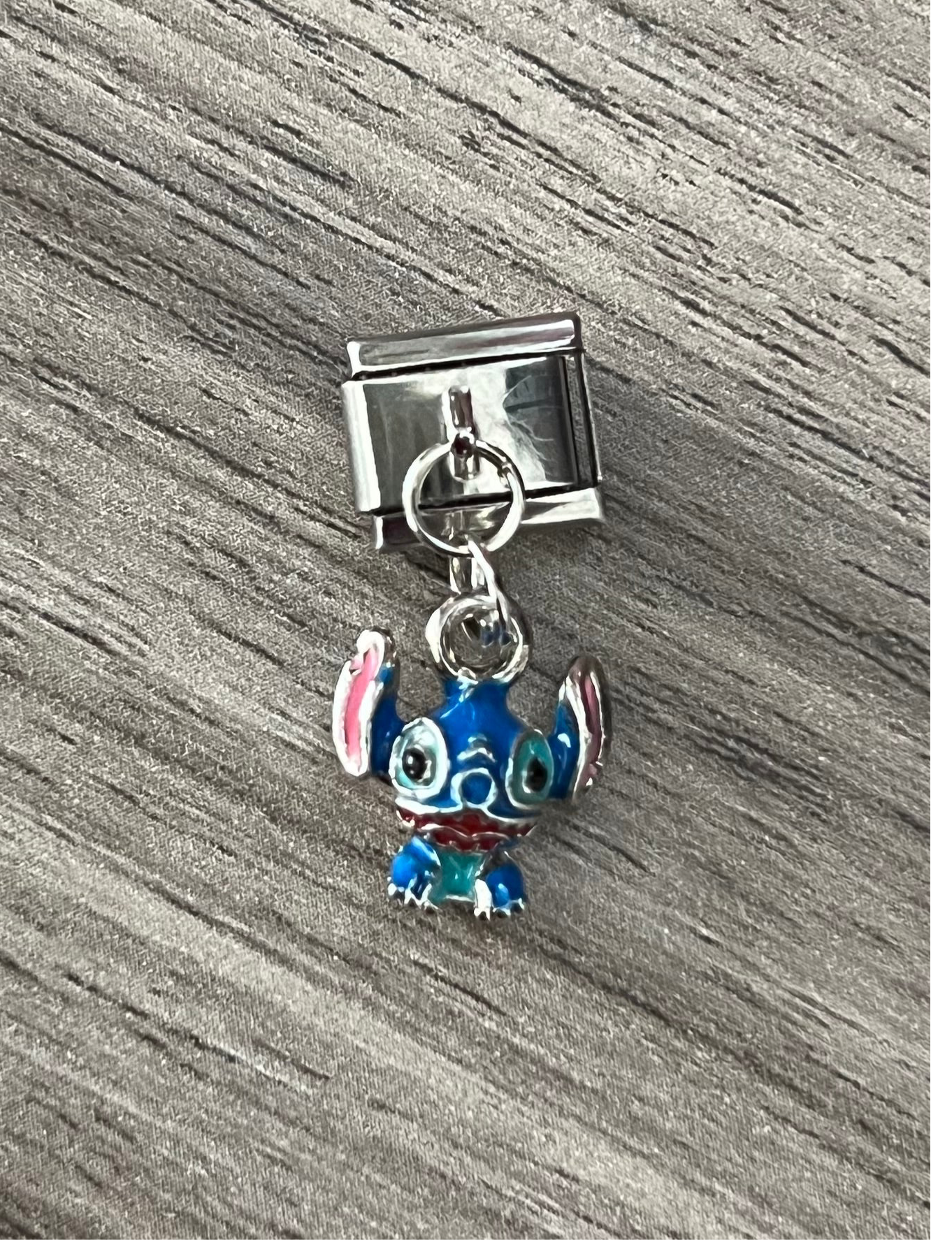 CHARM Stich Colgante