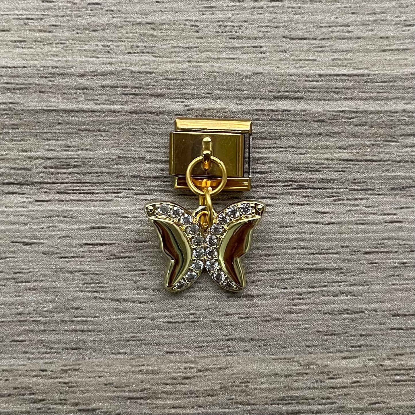 CHARM Mariposa Colgante con Zirconia