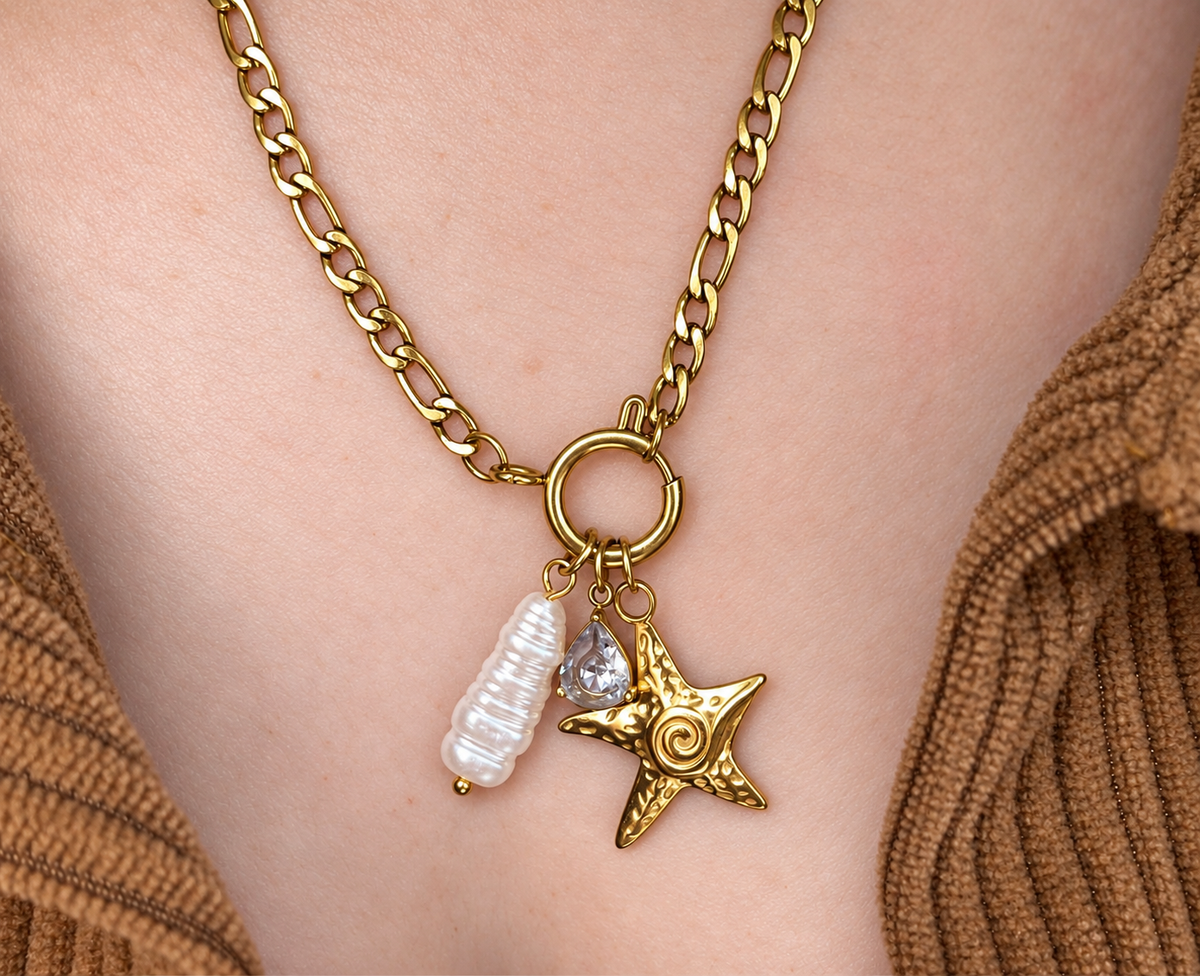Collar Broche y dijes Estrella de Mar y Perla.
