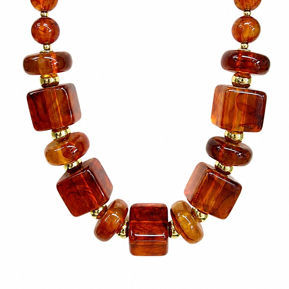 Collar cubos