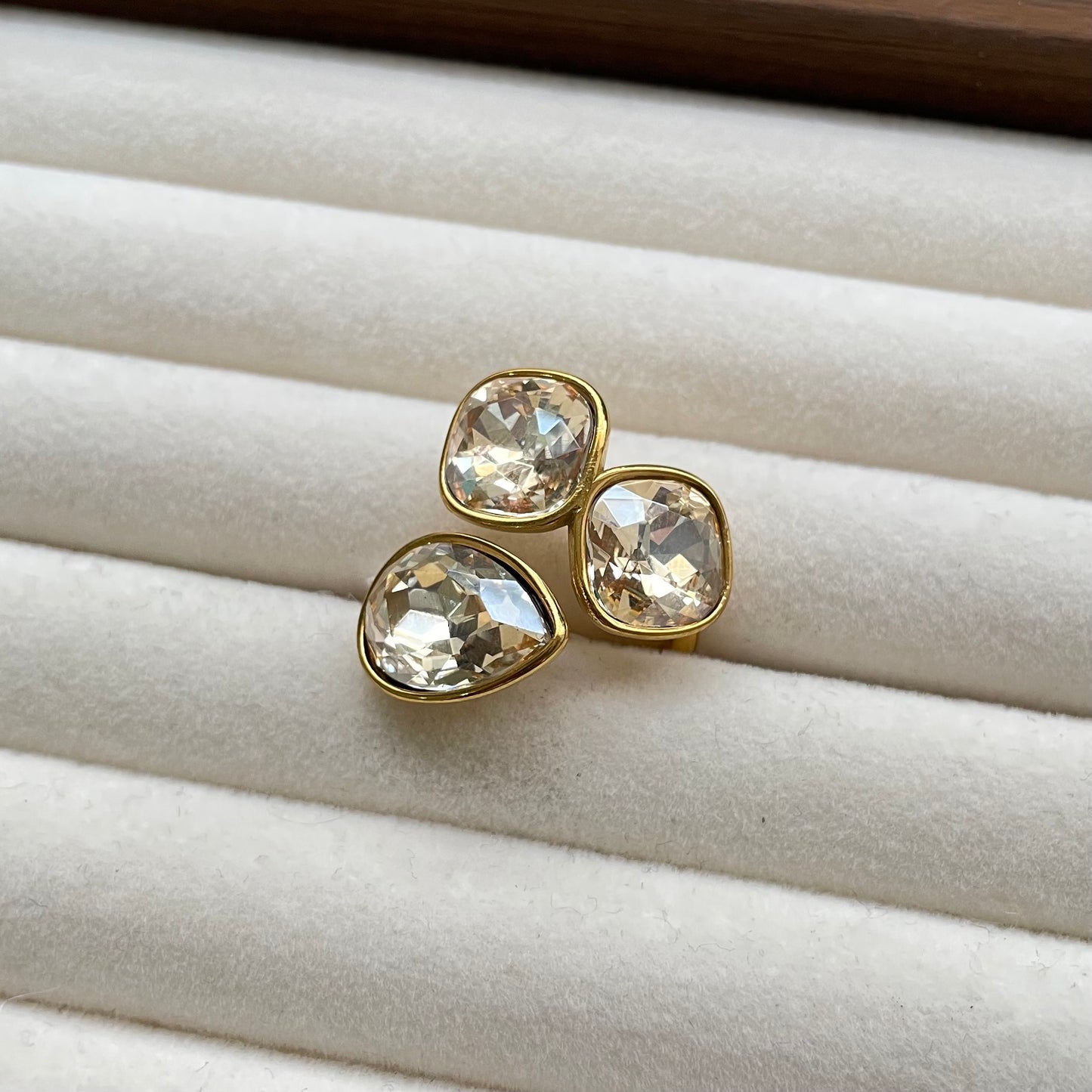 Anillo 3 Piedras