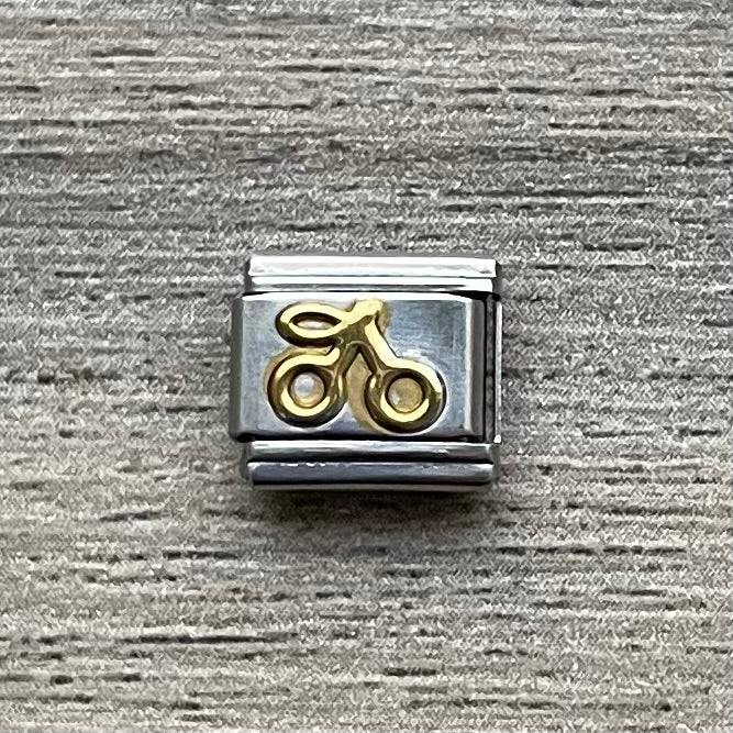 CHARM Cherry Silueta