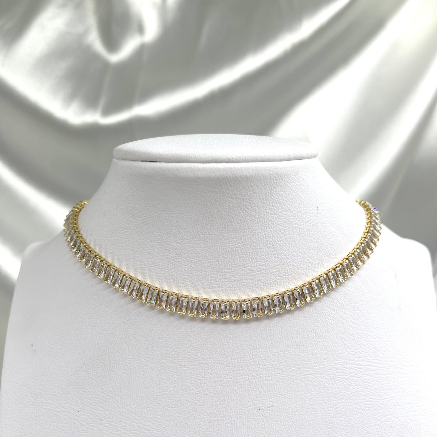 Choker baguettes