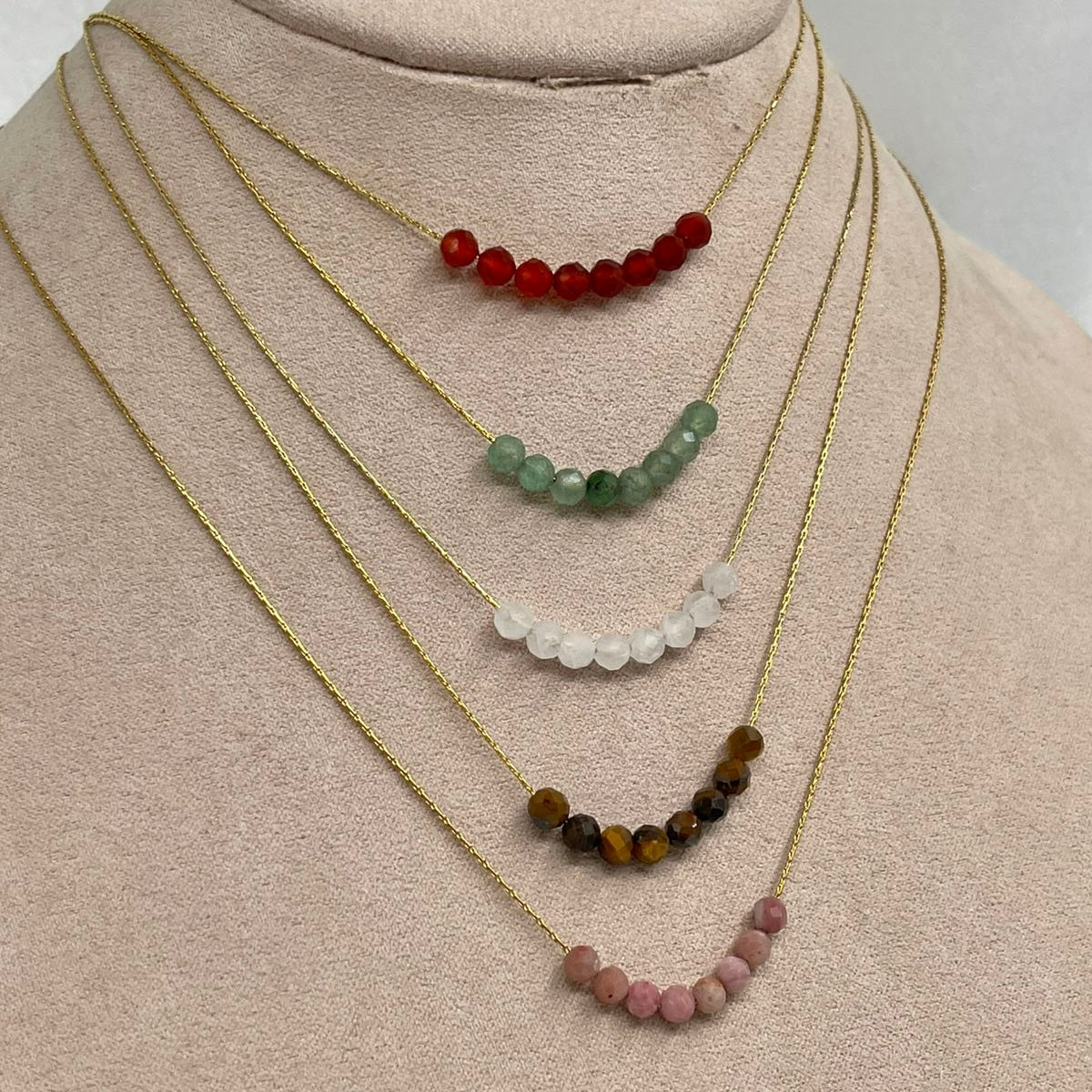 Collar Bolitas Naturales