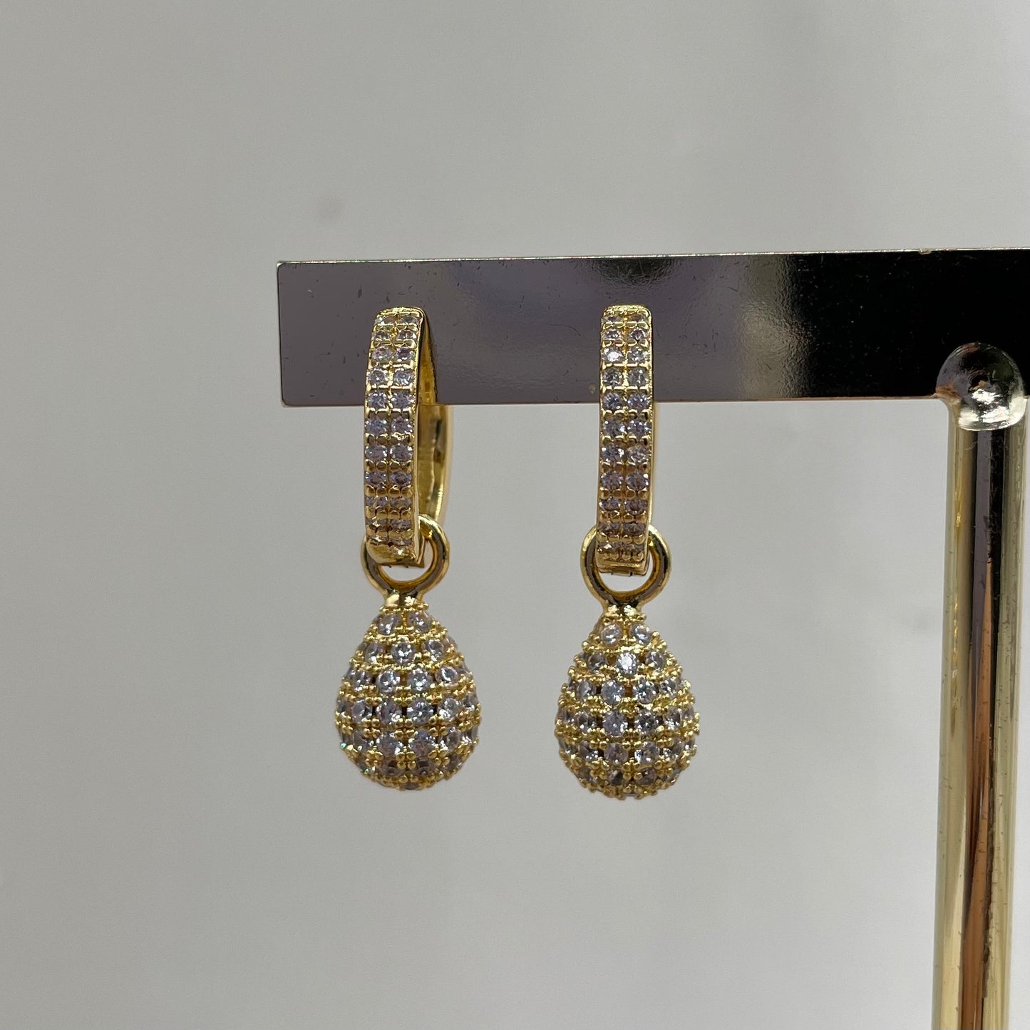 Huggies Gota Circonias