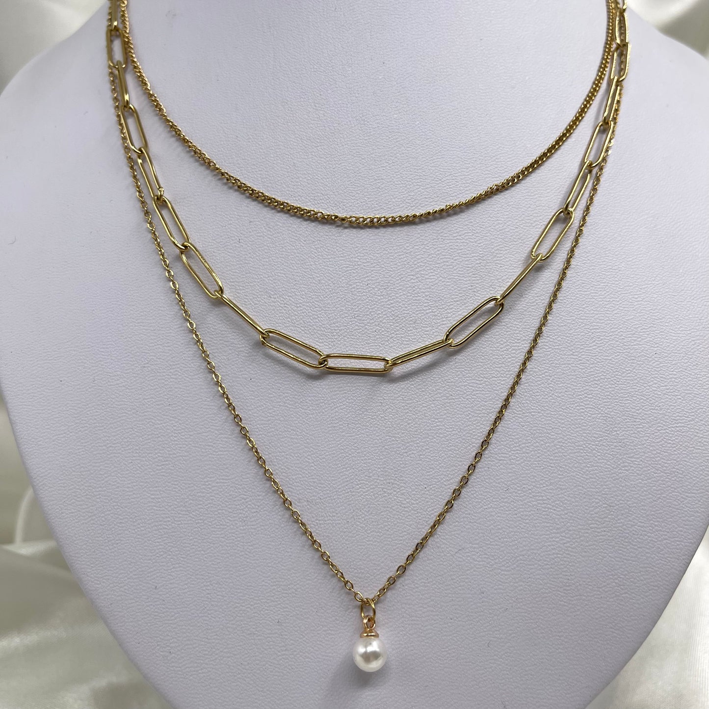 Collar triple perla AC