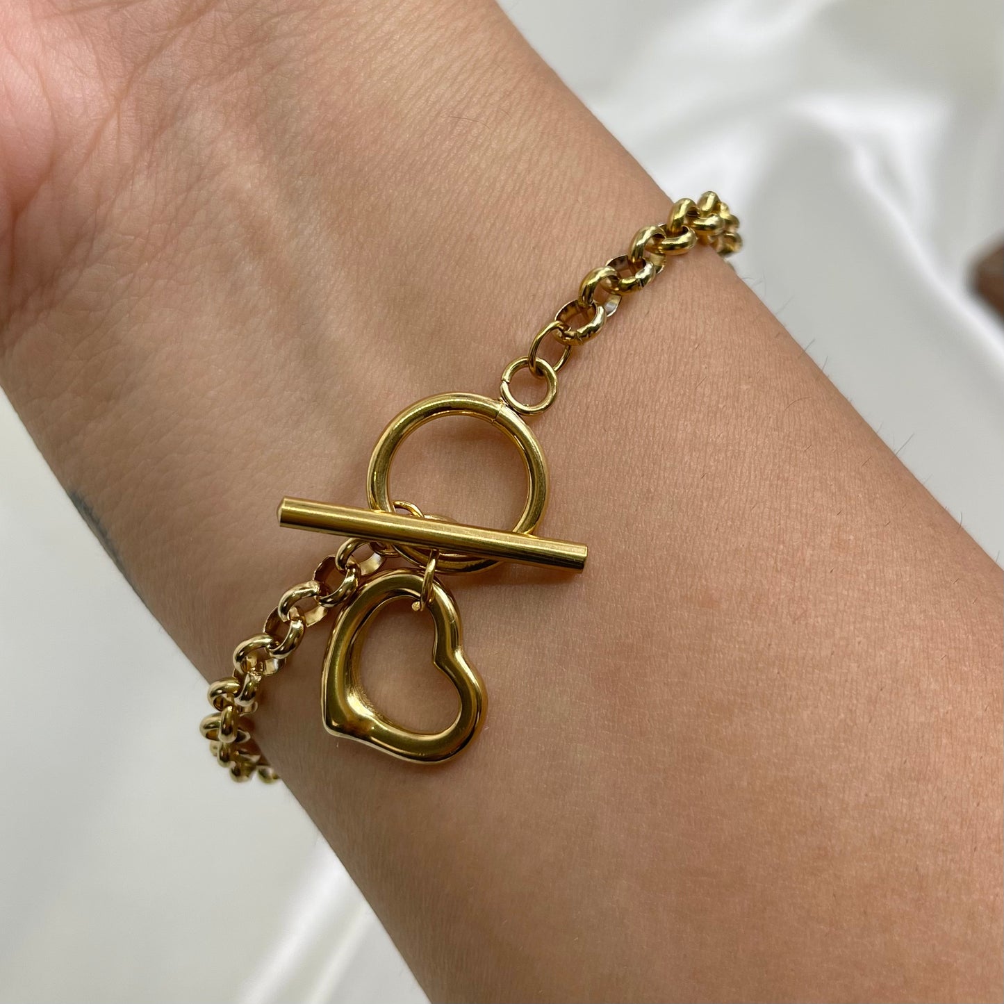 Pulsera Corazón Broche 🤍
