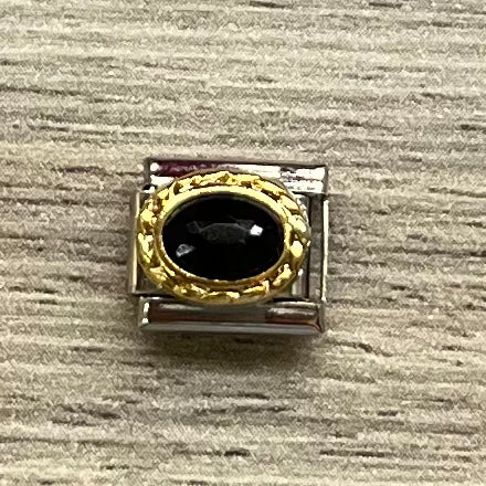 CHARM Gema Negra Silueta Golden