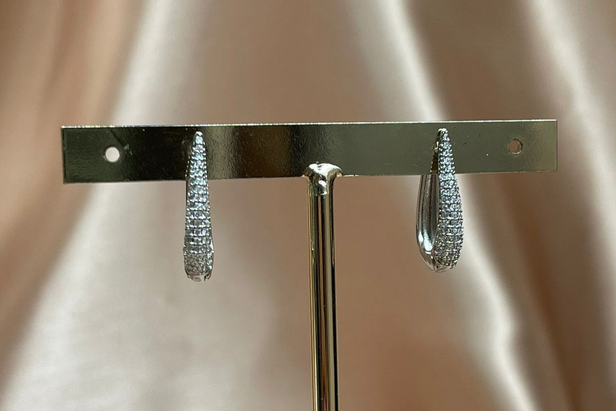 Arracada gota circonia