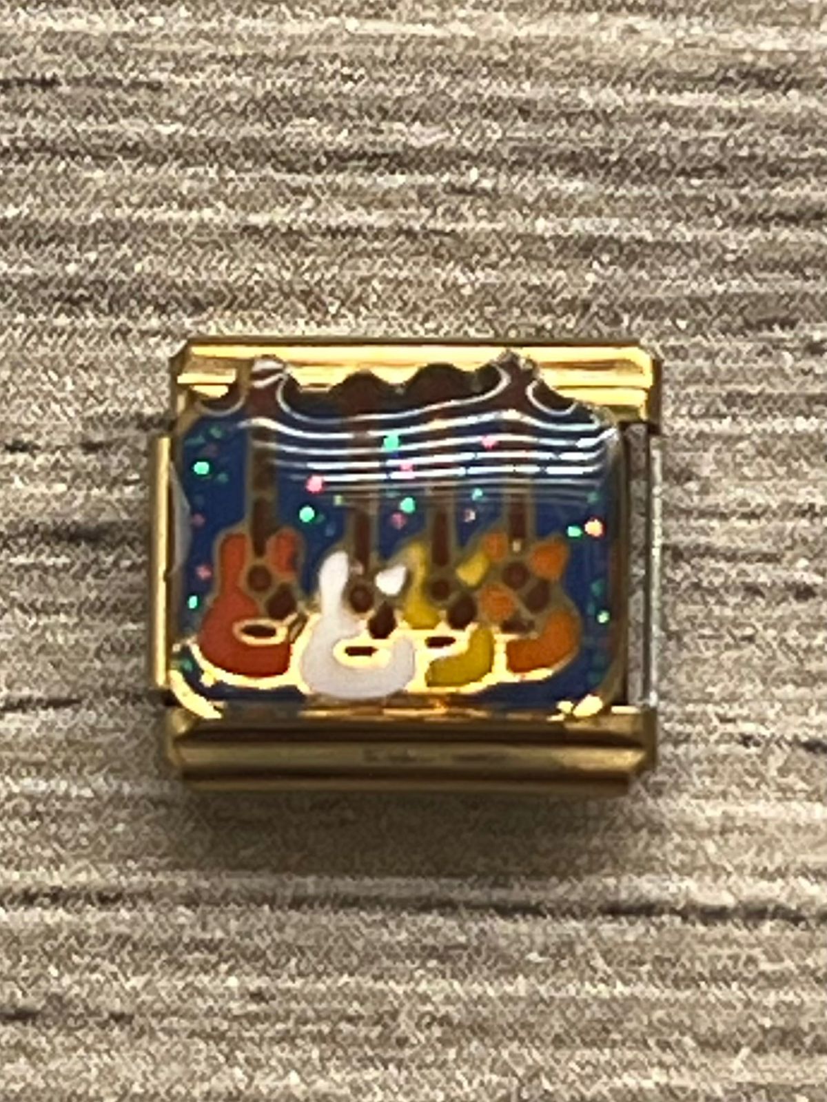 CHARM Guitarras