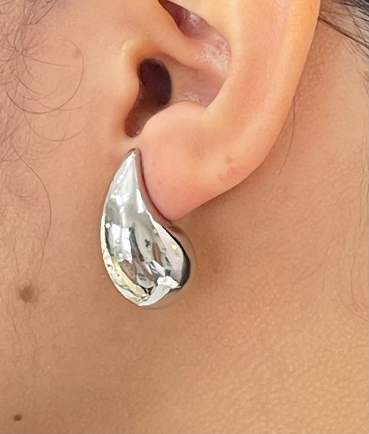 Aretes Bottega V chico