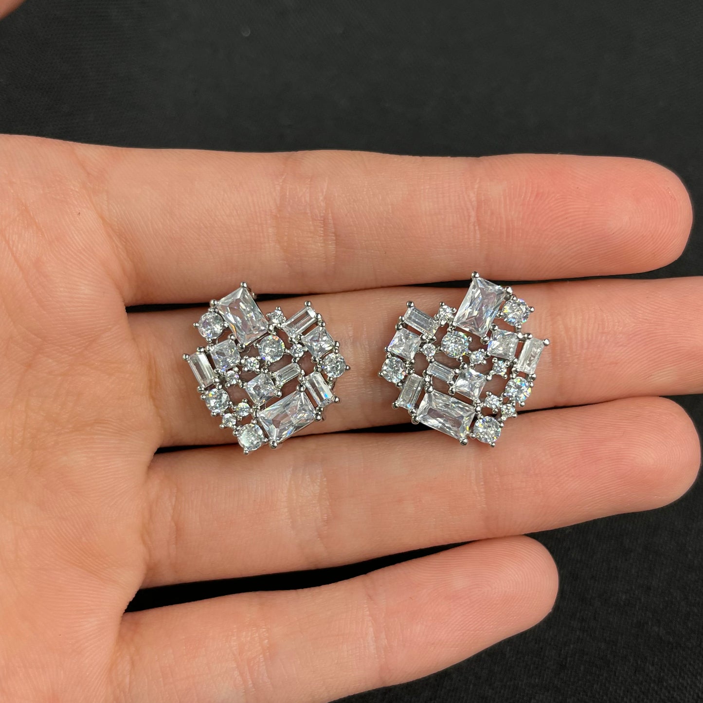 Aretes circonia corazón