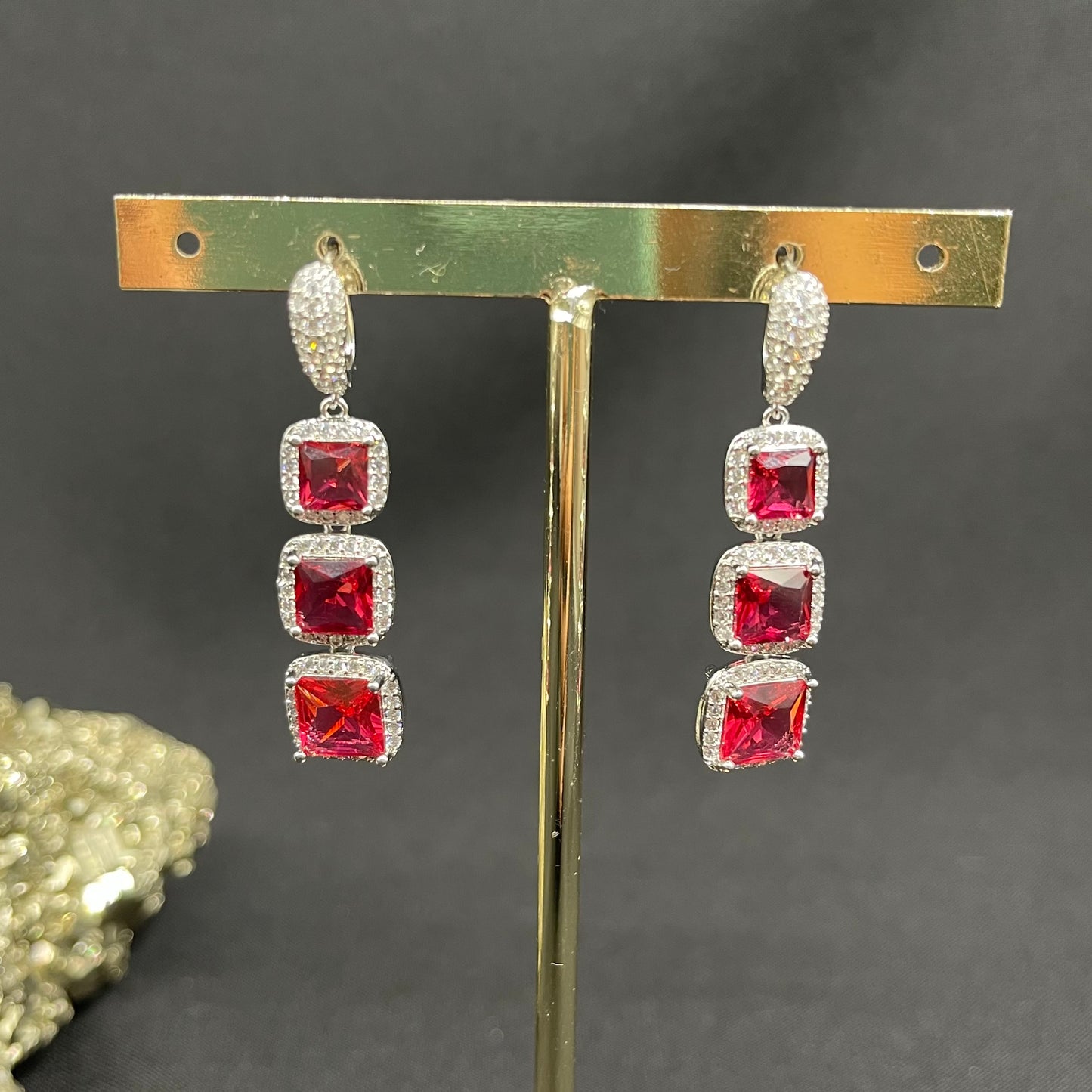 Aretes Rojos 3 Piedras