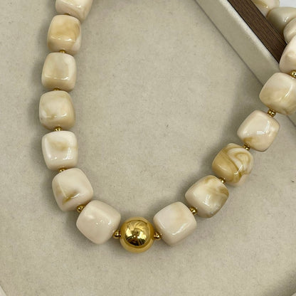 Collar Bola D