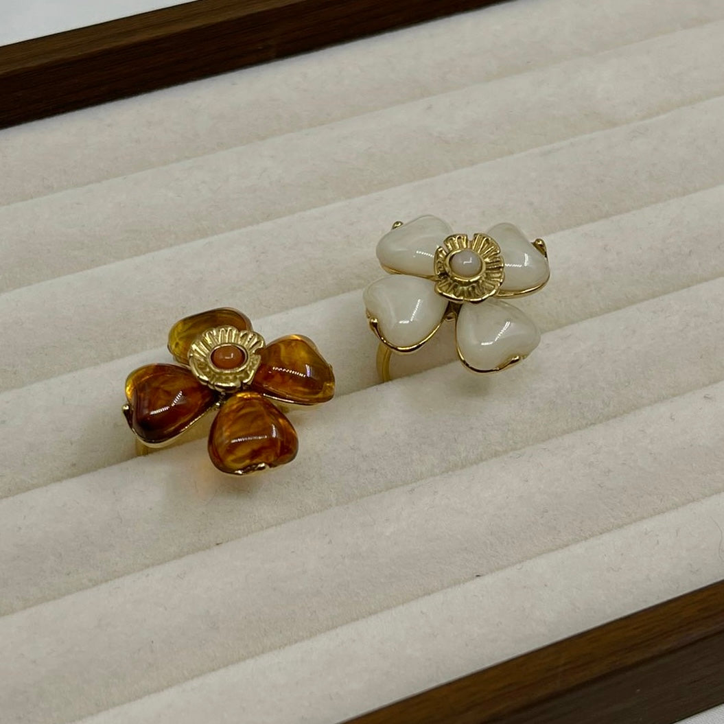 Anillo flor