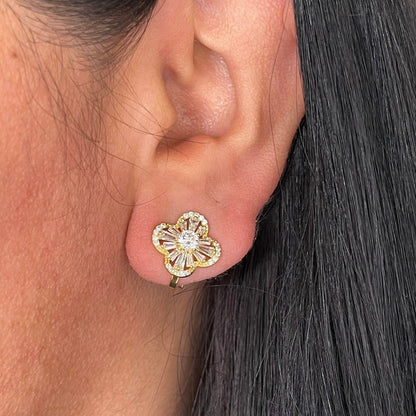 Aretes Clip Flor Baguettes