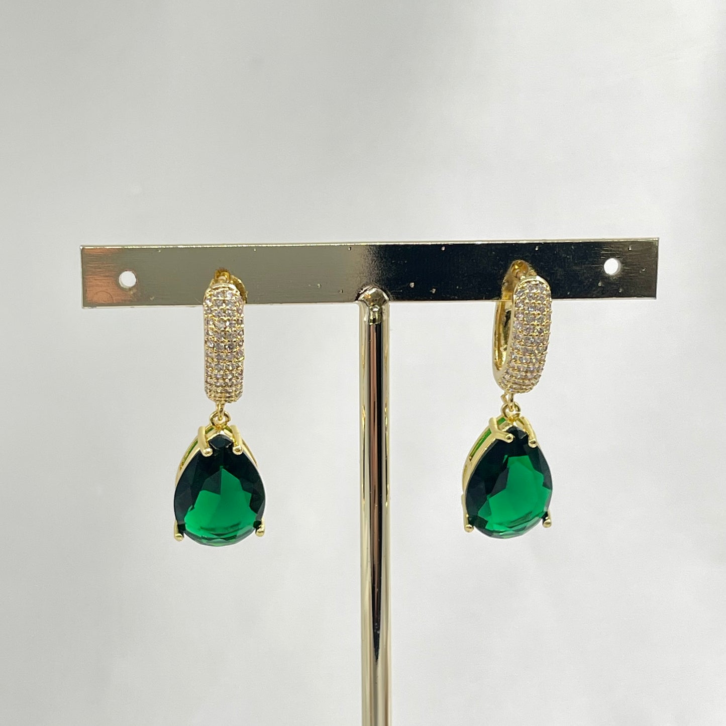 Aretes pave gota