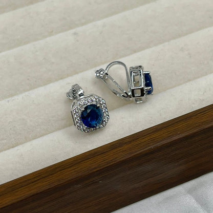 Aretes Clip Zirconia Plateado