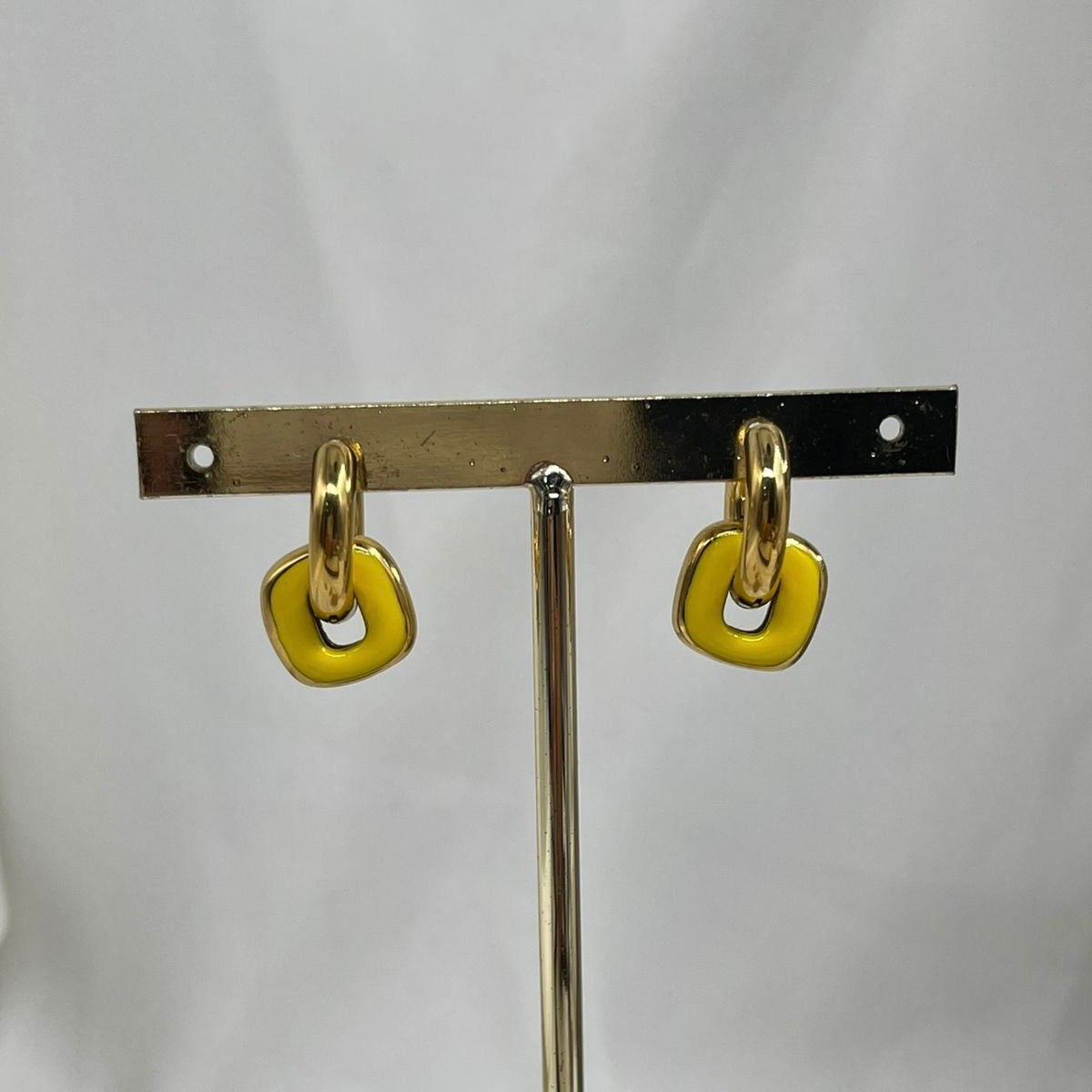 Aretes cuadro