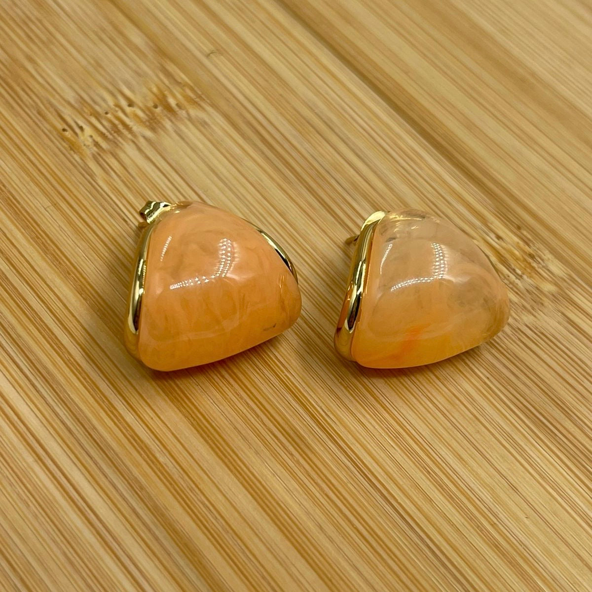 Aretes Triángulo acrílico