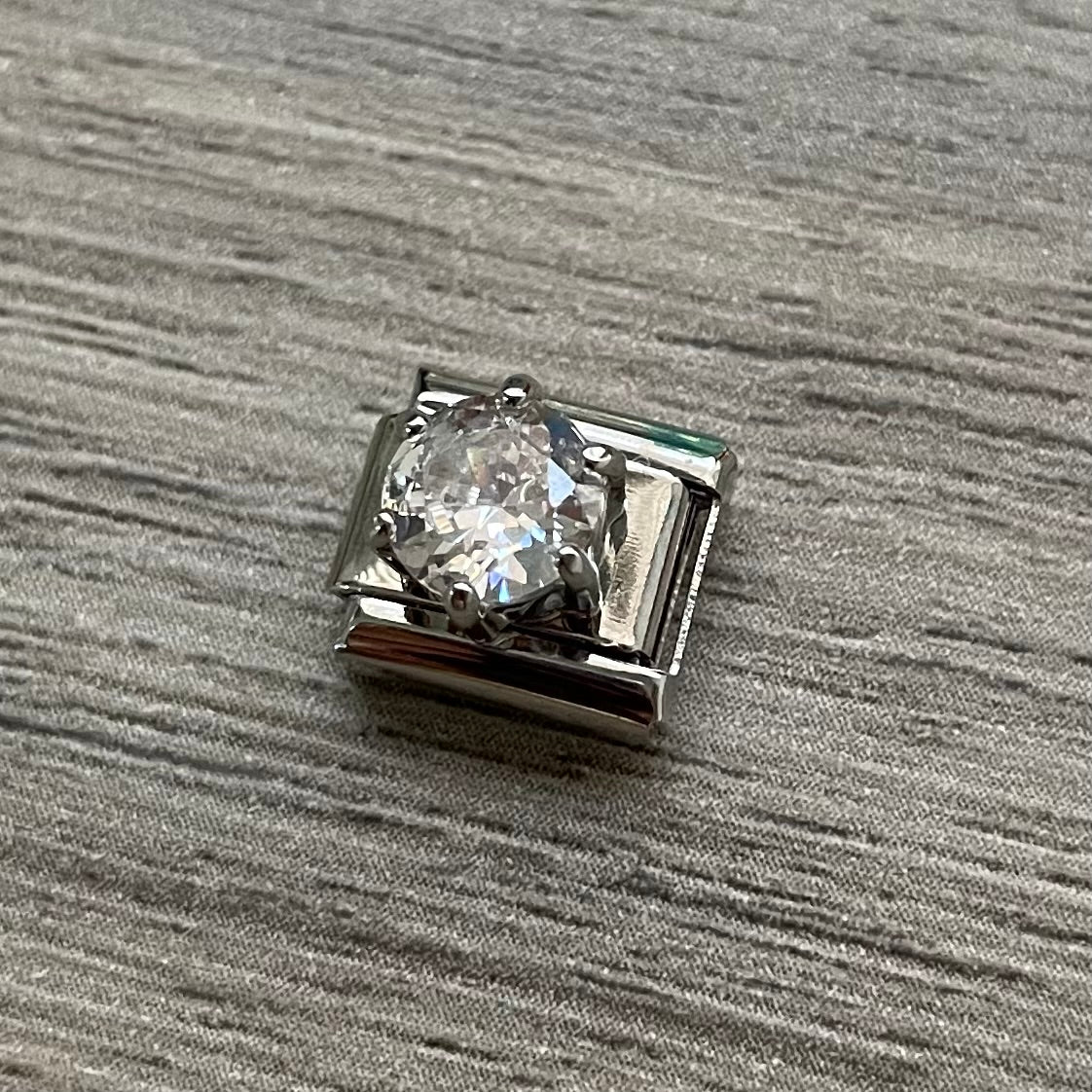 CHARM Diamante