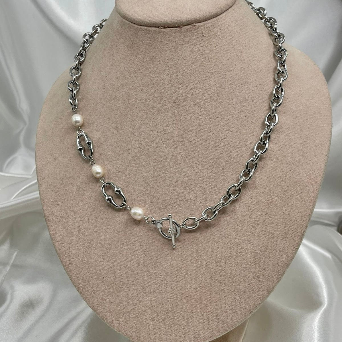 Collar Perlas Eslabones