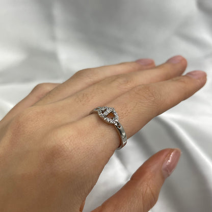 Anillo óvalo y línea plateado