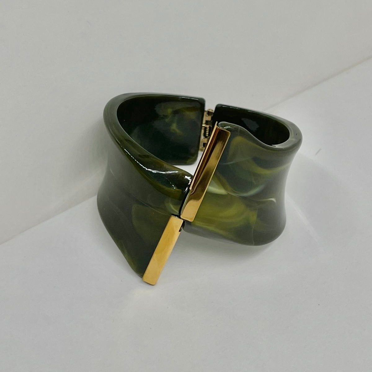 Brazalete Encontrado AC