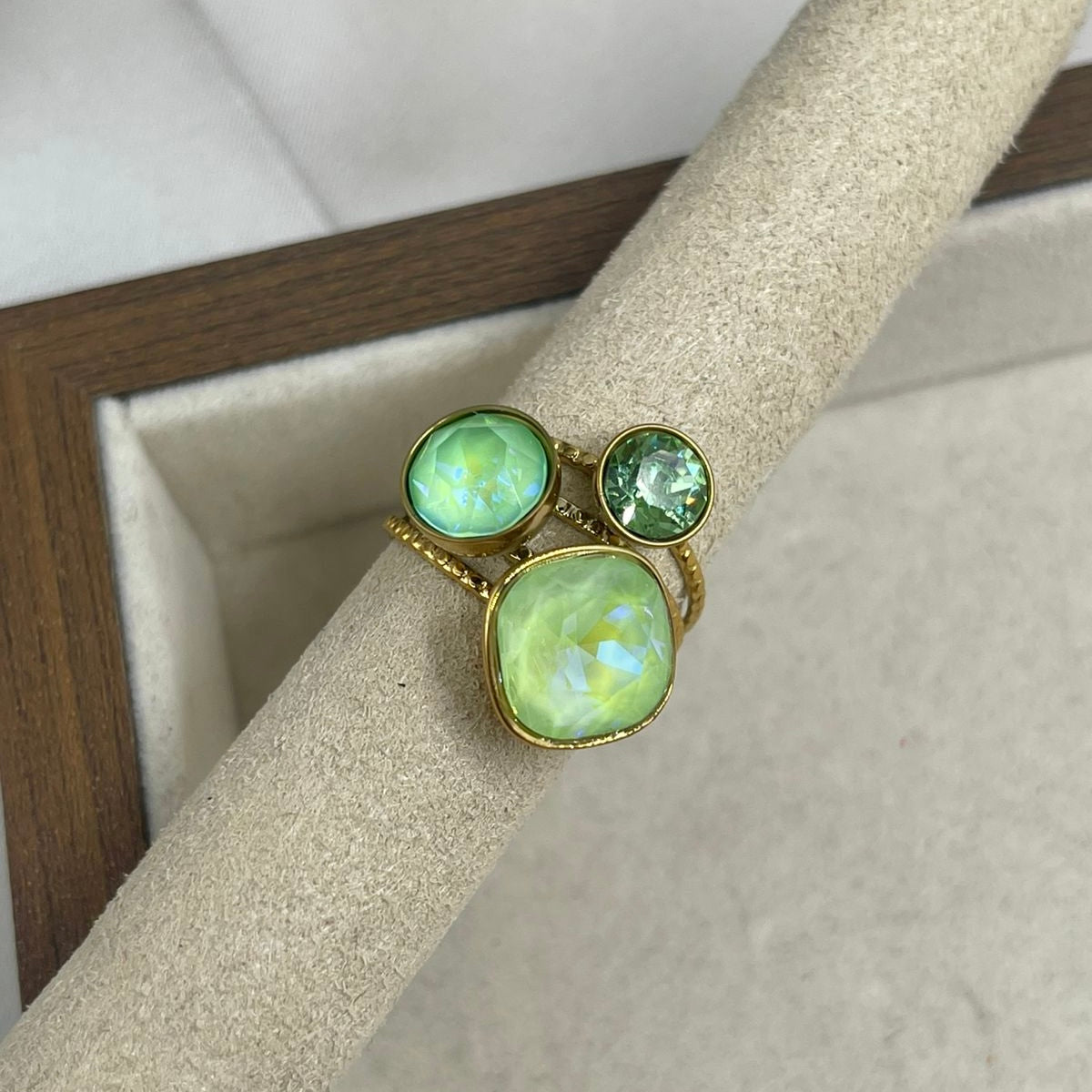 Anillo Cristales