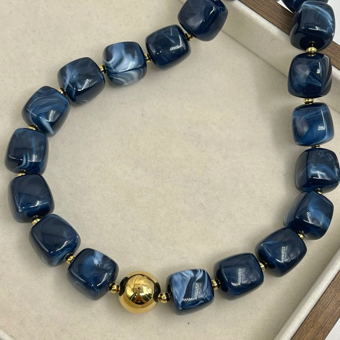 Collar Bola D