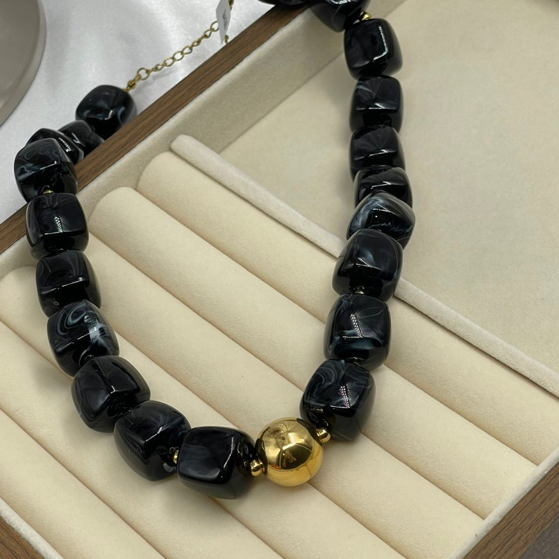 Collar Bola D