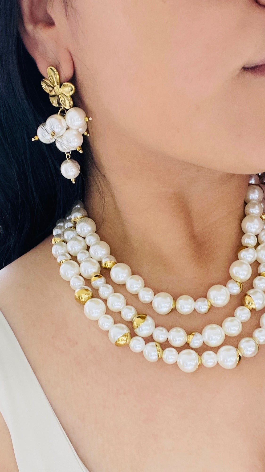 Collar Perlas Tres Hilos