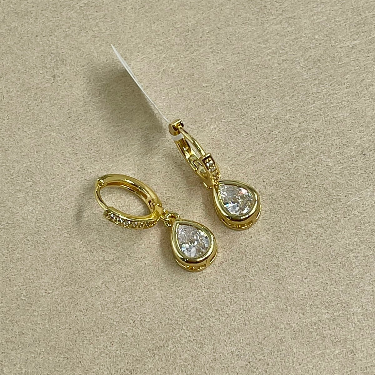 Aretes Gota