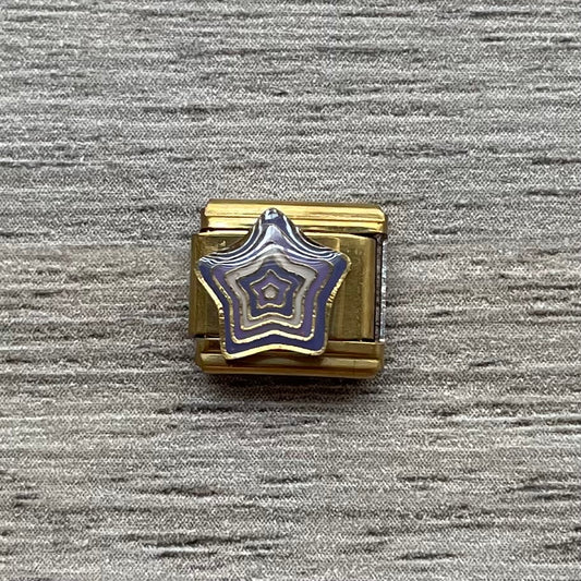 Charm estrella morada