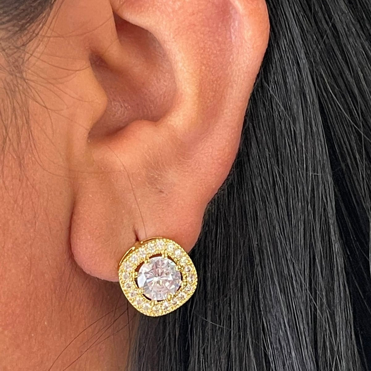 Aretes Halo Zirconia