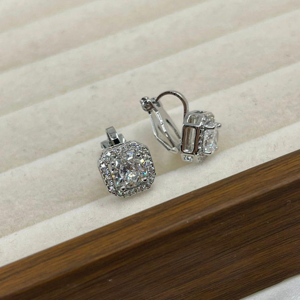 Aretes Clip Zirconia Plateado