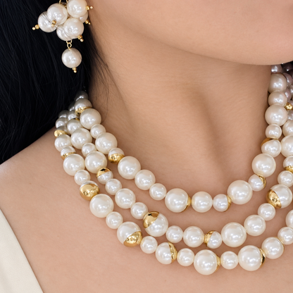 Collar Perlas Tres Hilos