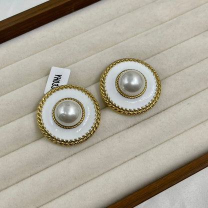 Aretes
