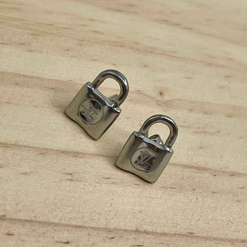Aretes Candado LV 🔒