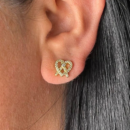 Aretes Poste Pretzel mini 🥨