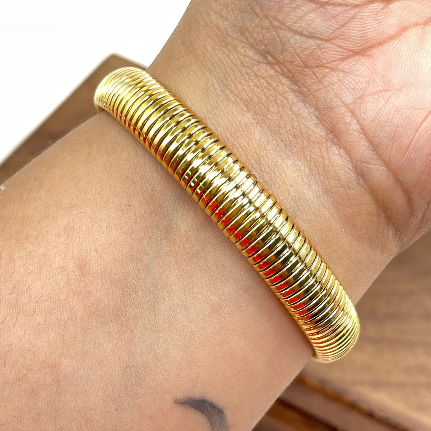 Pulsera worm