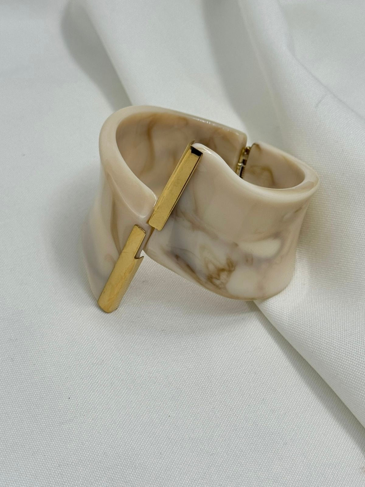 Brazalete Encontrado AC