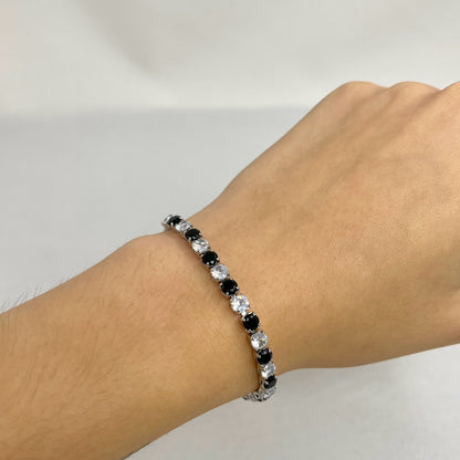 Pulseras colores plateadas