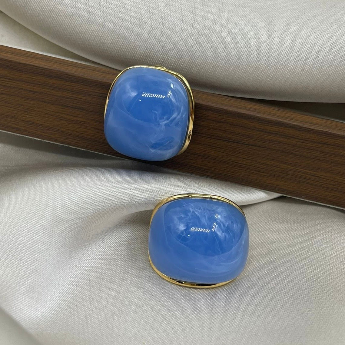 Aretes