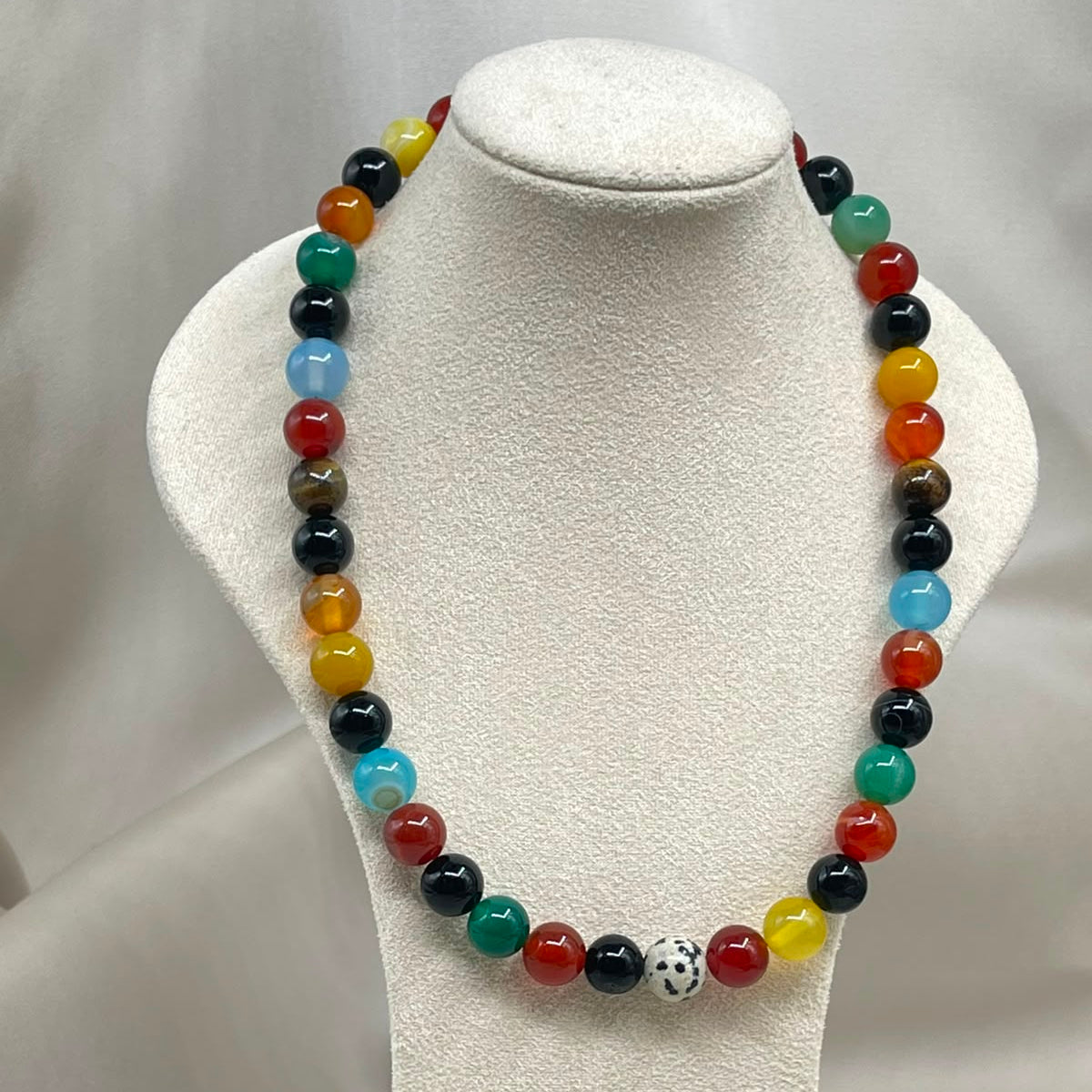 COLLAR PIEDRA NATURAL